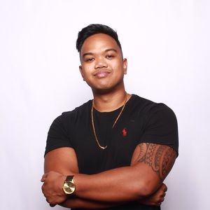 Meet your Posher, Christopher john